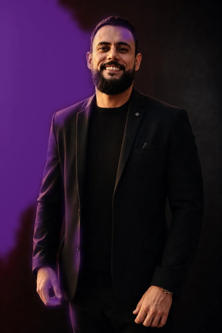 Guilherme Tchelo, autor do livro
